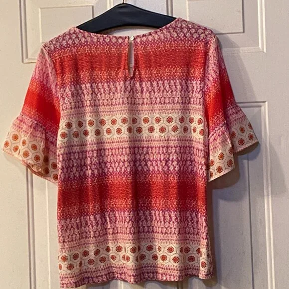 Lucky Brand Sz M Knit Blouse Short Bell Sleeve Red/White Ornament - Picture 6 of 10